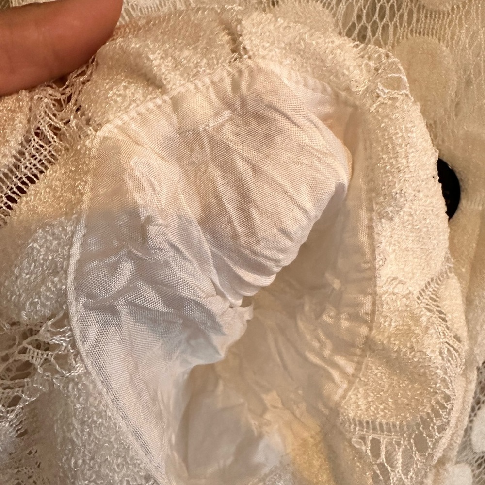 Button top - Picture 2 of 5